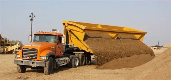Sand Trailer